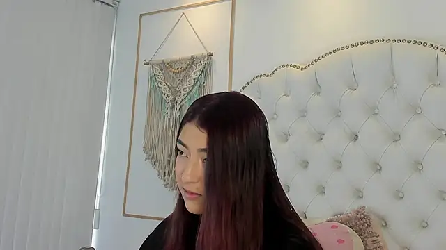 Snapshot of Sara_funy chatting on 05-09-26, 11:37 Sara funy online show from 05-09-26, 11:37