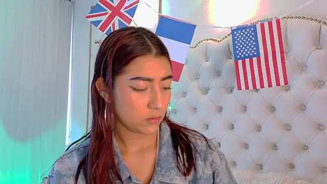 Sara funy online show from 07-04-26, 11:49