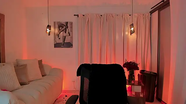 Snapshot of IsabellaLux_ chatting on 06-09-26, 02:50 IsabellaLux online show from 06-09-26, 02:50