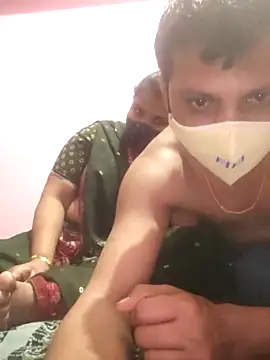 Snapshot of gujjuhotcouple chatting on 02-27-26, 05:46 gujjuhotcouple online show from 02-27-26, 05:46