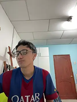 Snapshot of Gonzalogz chatting on 06-01-26, 03:14 Gonzalogz online show from 06-01-26, 03:14