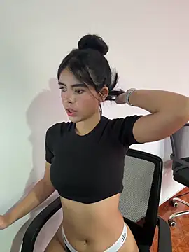 kitty rousse01 online show from 03-05-26, 12:23