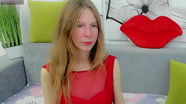 Snapshot of Mira_XOo chatting on 06-01-26, 02:08 Mira XOo online show from 06-01-26, 02:08