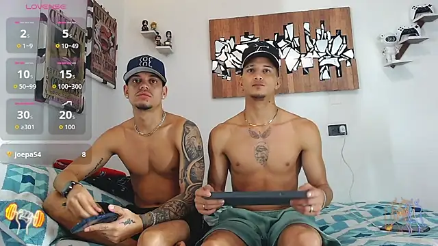 AdamsDvi online show from 03-06-26, 02:13