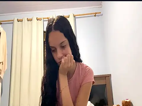 Snapshot of IvyDesirer chatting on 02-28-26, 02:23 IvyDesirer online show from 02-28-26, 02:23