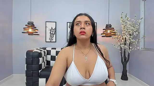 Snapshot of Lunaa_Abril chatting on 03-02-26, 12:01 Lunaa Abril online show from 03-02-26, 12:01