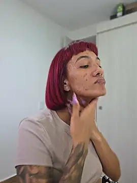 Nixtaylor1 online show from 03-18-26, 08:34