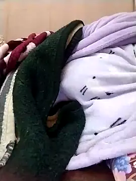 Snapshot of Sna93 chatting on 02-27-26, 04:34 Sna93 online show from 02-27-26, 04:34