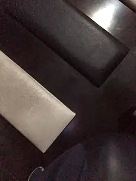 Elsolo2 online show from 04-16-26, 11:00