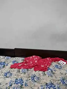 Snapshot of NeetuKumri chatting on 05-18-26, 06:36 NeetuKumri online show from 05-18-26, 06:36