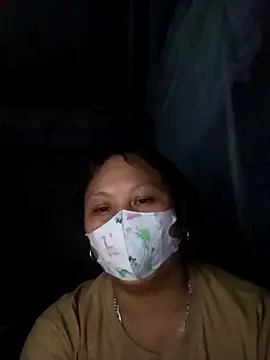 Snapshot of Heylen_hooo chatting on 02-28-26, 02:40 Heylen hooo online show from 02-28-26, 02:40