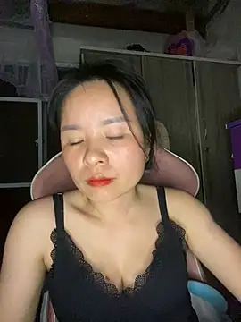 Ivy Trix2 online show from 03-08-26, 04:00