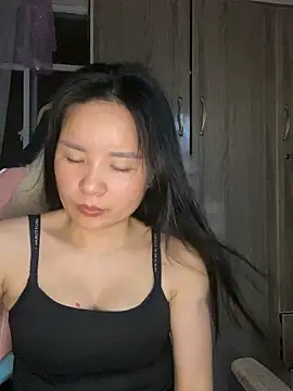 Ivy Trix2 online show from 03-31-26, 02:06