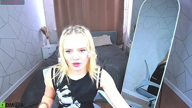 Tessa Ashe online show from 04-15-26, 09:27