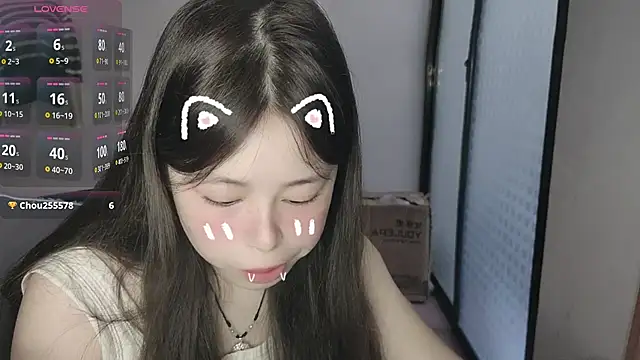 F-Yihao online show from 03-12-26, 09:04