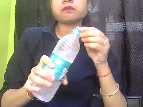 Aani 0 online show from 04-04-26, 04:33