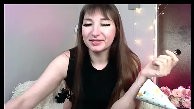 Birdie Kiss online show from 04-07-26, 09:26