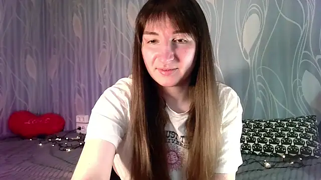 Snapshot of Birdie_Kiss chatting on 05-18-26, 01:28 Birdie Kiss online show from 05-18-26, 01:28