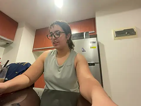 yassiestar online show from 03-25-26, 05:08