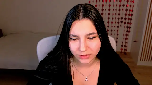 Snapshot of Ari_Grend chatting on 02-27-26, 04:40 Ari Grend online show from 02-27-26, 04:40