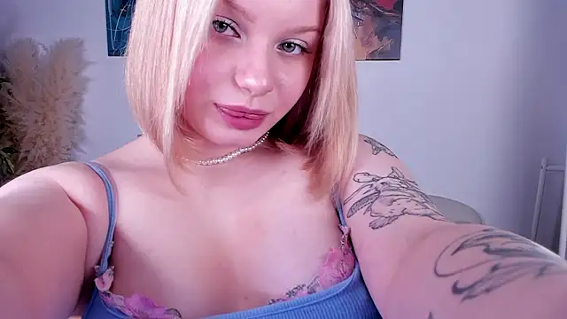 Doris Lee online show from 03-22-26, 01:14