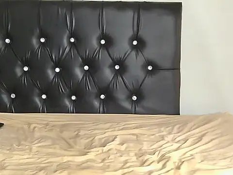 Snapshot of ClitsoCreamy chatting on 03-01-26, 11:34 ClitsoCreamy online show from 03-01-26, 11:34