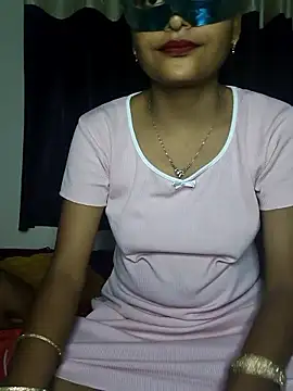 Snapshot of Sweet_Cpl_ chatting on 05-24-26, 03:28 Sweet Cpl online show from 05-24-26, 03:28