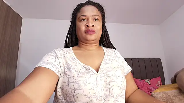 luxy benet online show from 04-29-26, 09:21