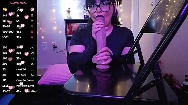 Snapshot of DigitalDiamondXO chatting on 03-27-26, 05:23 DigitalDiamondXO online show from 03-27-26, 05:23