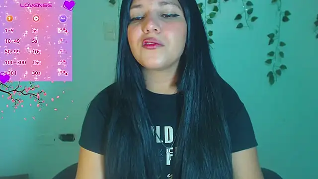 Snapshot of aurora_bela chatting on 04-30-26, 01:23 aurora bela online show from 04-30-26, 01:23