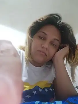 Snapshot of aurora_bela chatting on 05-19-26, 05:47 aurora bela online show from 05-19-26, 05:47