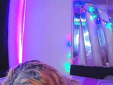 Snapshot of coconu052 chatting on 02-28-26, 03:57 coconu052 online show from 02-28-26, 03:57