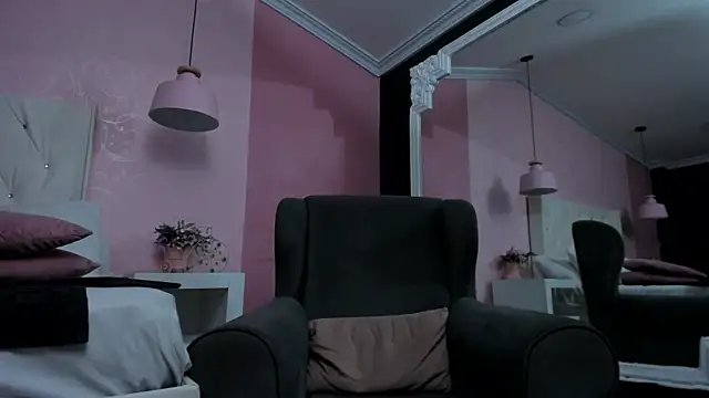 DanteLuxx online show from 03-21-26, 08:19