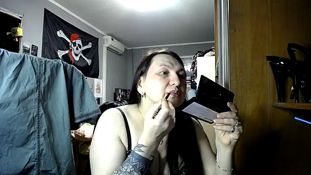 EvaBeautyXx online show from 03-23-26, 09:30