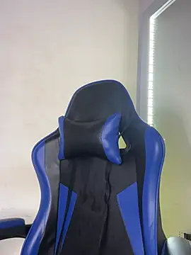 Maddie 7 online show from 04-09-26, 02:44