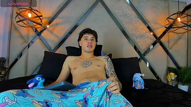 EXCLUSIVE8 online show from 03-22-26, 04:32