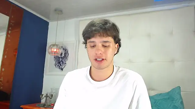 EXCLUSIVE8 online show from 03-31-26, 05:08