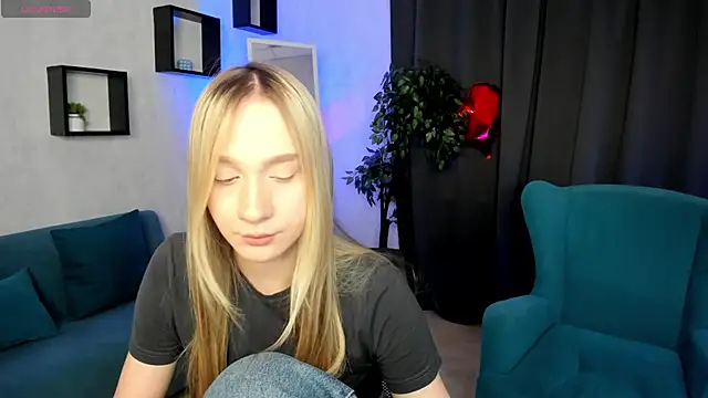 MellliissaDrream online show from 03-03-26, 01:23