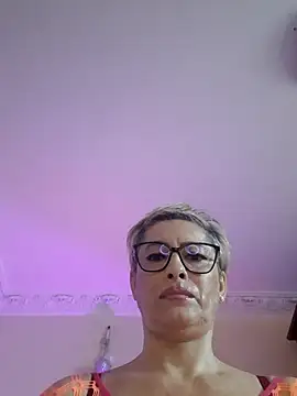 LunaBlaise online show from 04-14-26, 08:09