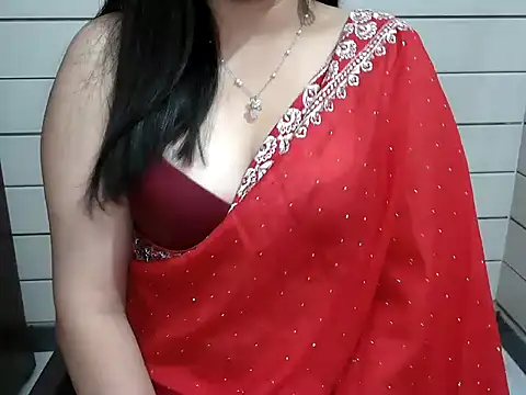 Snapshot of Shruchi chatting on 05-10-26, 04:12 Shruchi online show from 05-10-26, 04:12