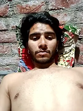 Snapshot of CoralN chatting on 03-03-26, 01:17 CoralN online show from 03-03-26, 01:17