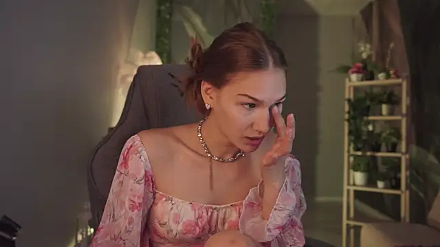 Sweet Emilya online show from 06-03-26, 09:34