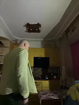 Snapshot of Alesio_Alesio chatting on 03-04-26, 10:16 Alesio Alesio online show from 03-04-26, 10:16