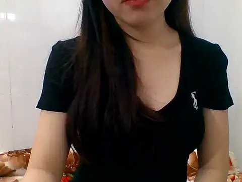 Snapshot of kiraa-007 chatting on 05-23-26, 06:12 kiraa-007 online show from 05-23-26, 06:12