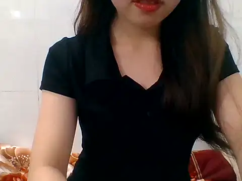 Snapshot of kiraa-007 chatting on 06-09-26, 02:06 kiraa-007 online show from 06-09-26, 02:06