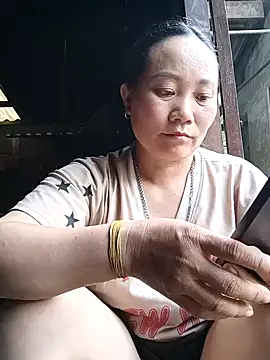 Lindxx-hot online show from 04-12-26, 09:36