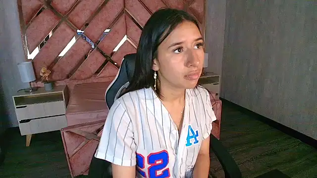 LilyRossi  online show from 05-16-26, 12:15