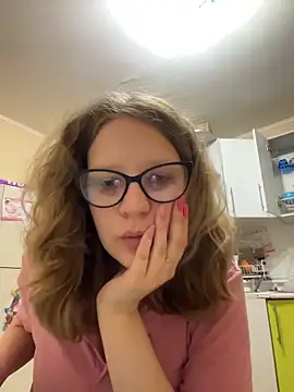 Snapshot of Luminosa chatting on 03-02-26, 07:10 Luminosa online show from 03-02-26, 07:10