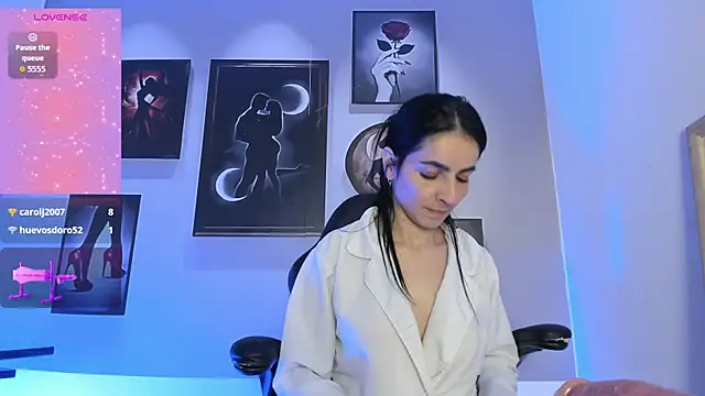 Snapshot of Samantha_Velle chatting on 06-26-26, 09:03 Samantha Velle online show from 06-26-26, 09:03