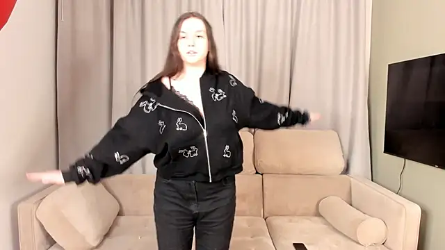 Snapshot of AmeeGalinis chatting on 03-02-26, 07:43 AmeeGalinis online show from 03-02-26, 07:43